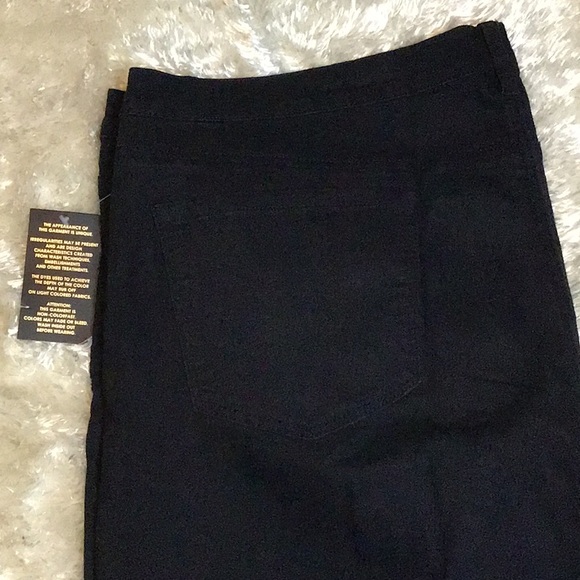 28 words DG2 women’s stretch denim capri 28WP NWT IN BLACK, plus size - Picture 12 of 12